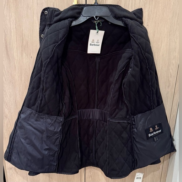 NWTs Barbour Women’s Cavalry Polarquilt Quilted Jacket. Black. 4 US (8 UK) - Picture 6 of 14